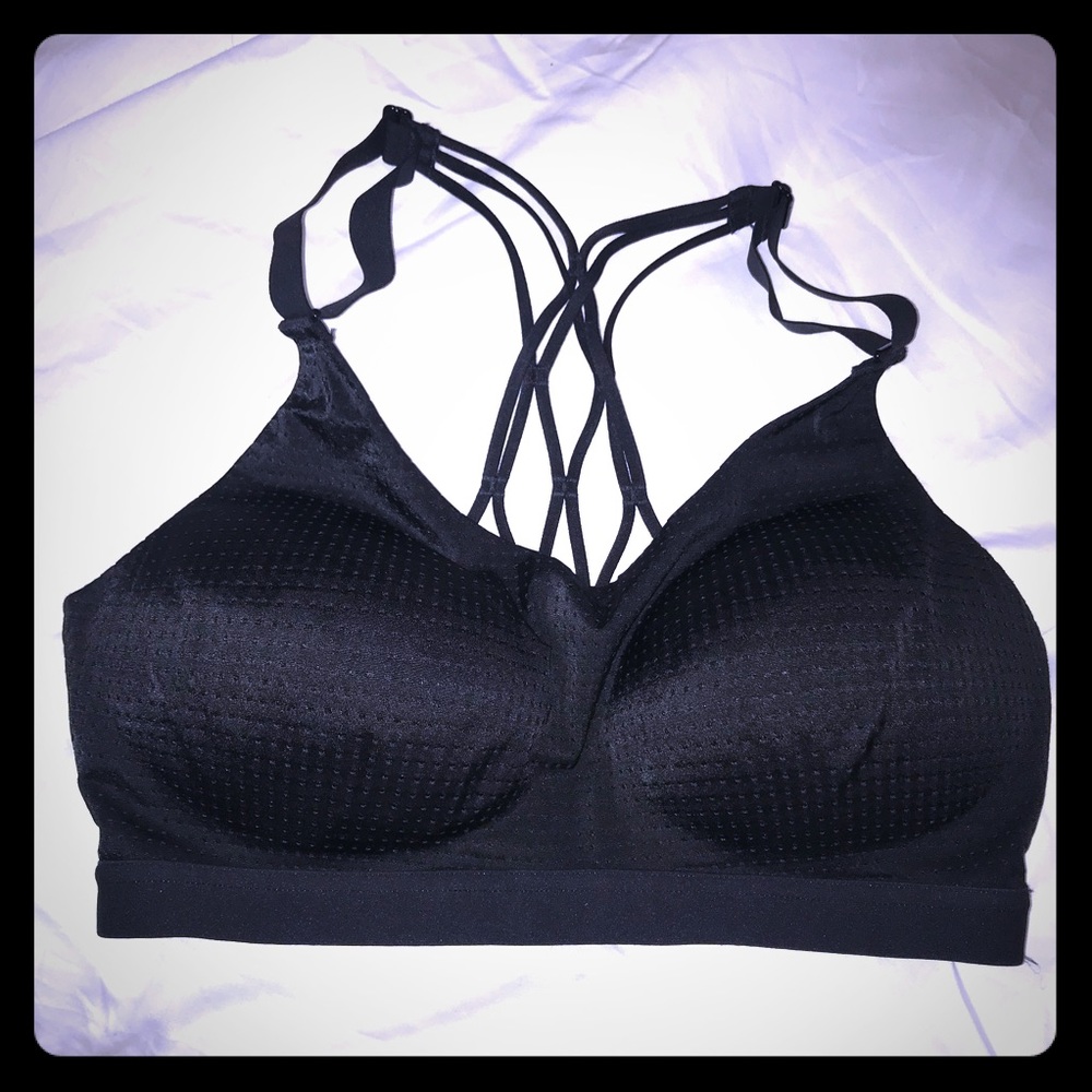 Victoria’s Secret Lightweight Sport Bra